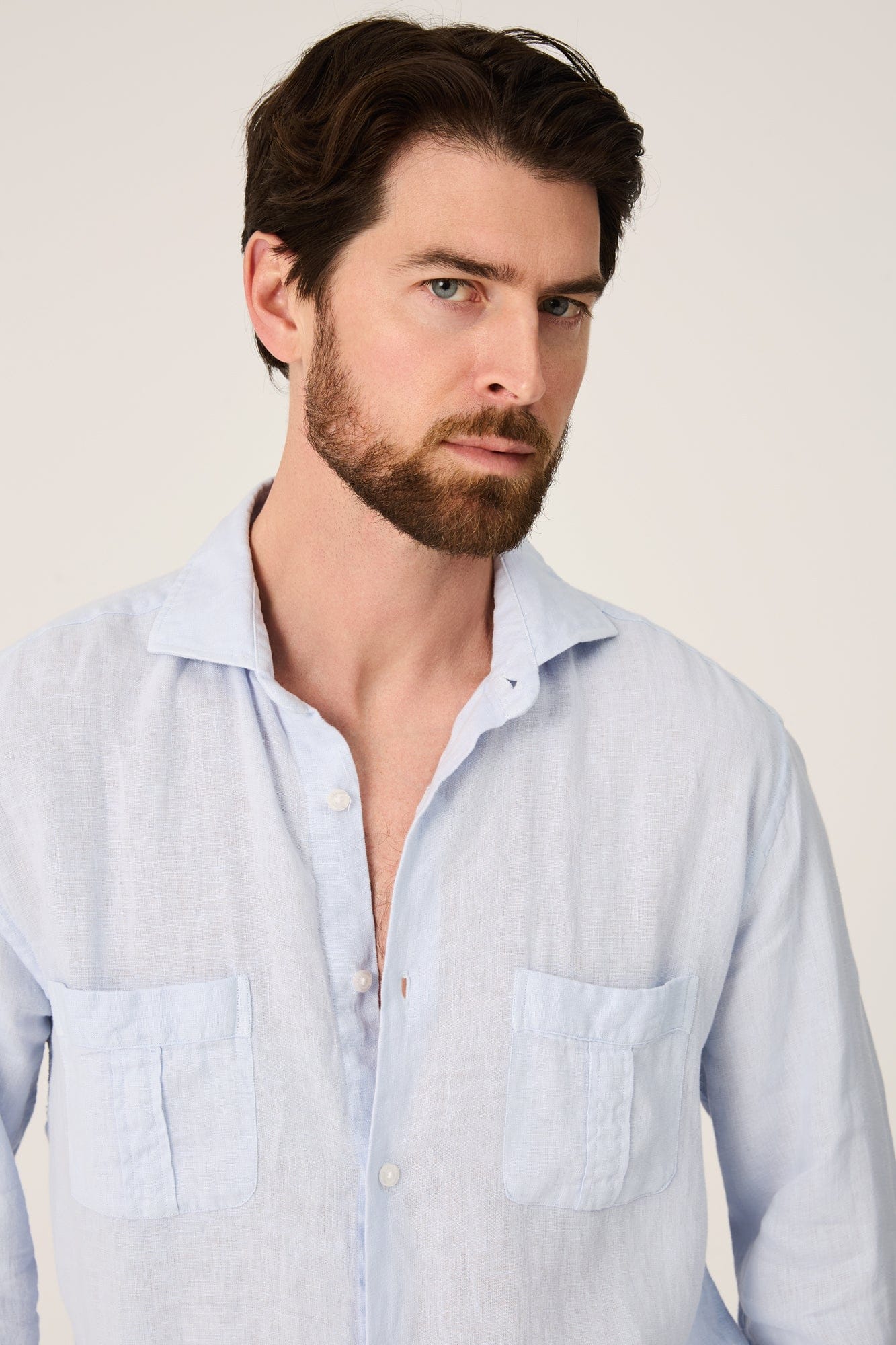 The Guayabera Azul Cadaqués