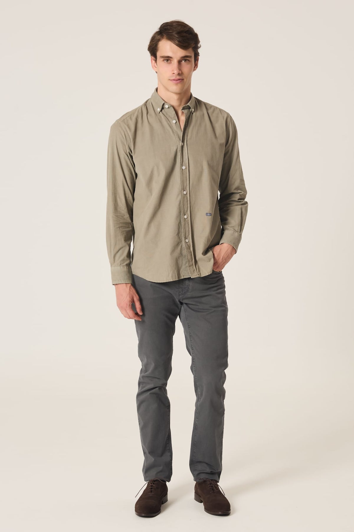 The Micropana Camisa Beige Monegros