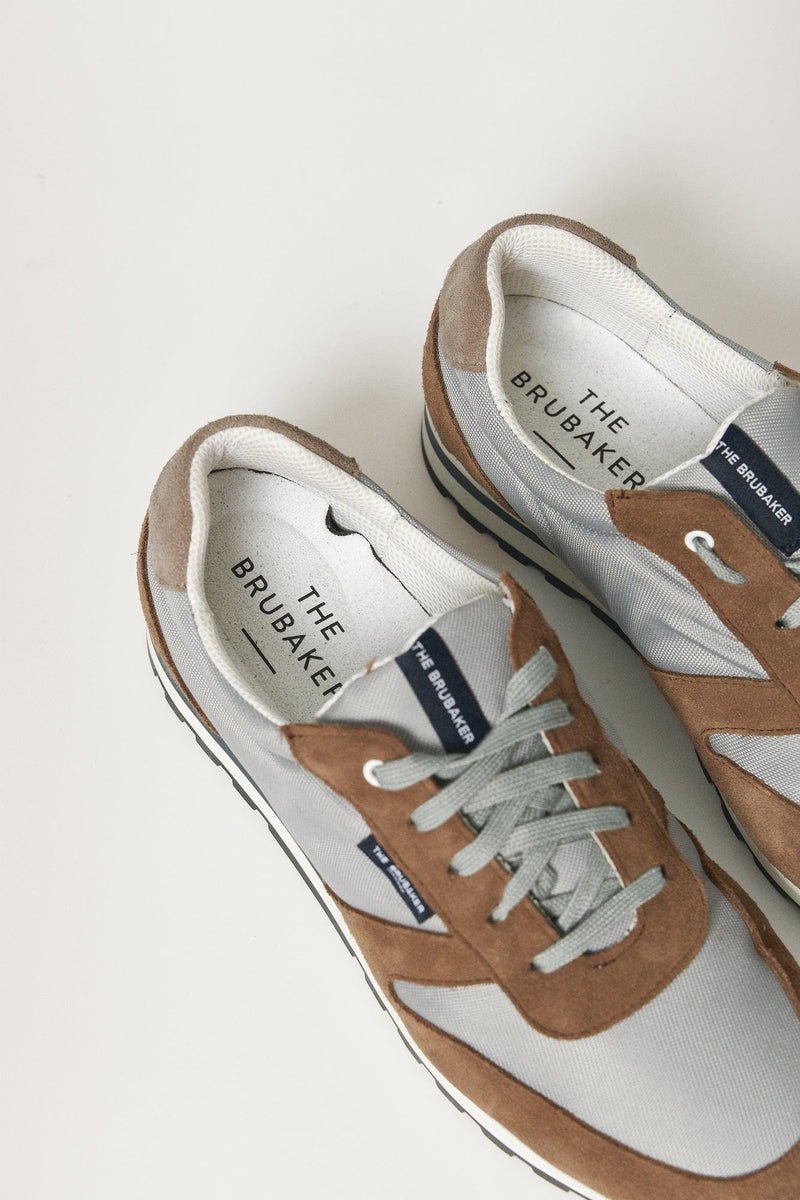 The Sneakers Pardo y Gris-zoom-
