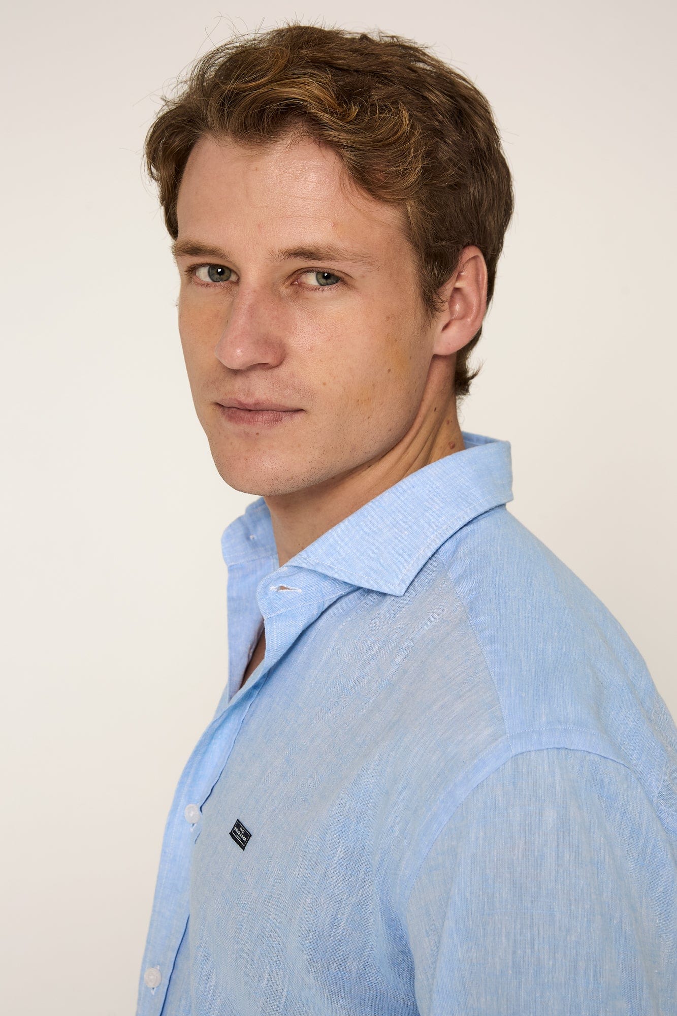 The Cotton Linen Camisa Azul Claro-zoom-3