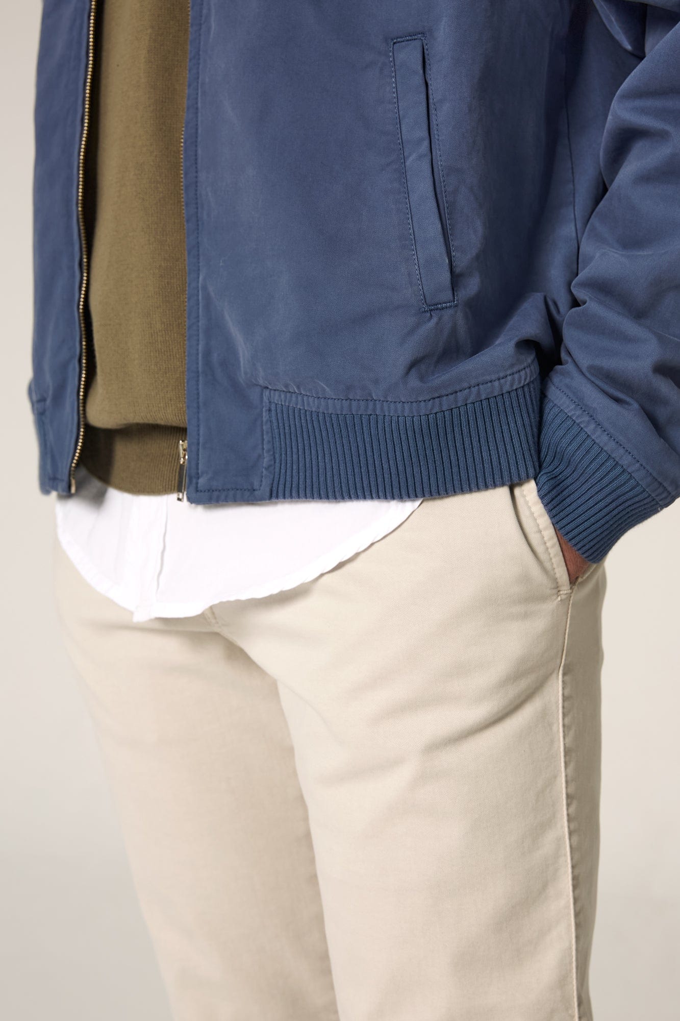 The Bomber Canvas Azul Tabarca-3