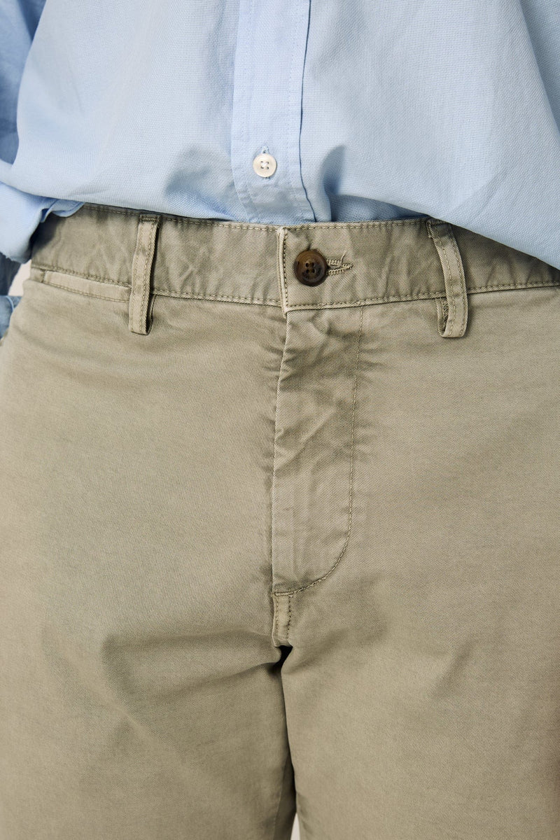 The Chino Verde Khaki-zoom-